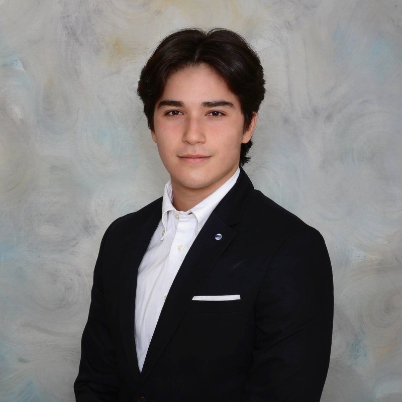 Headshot of Daniel Aguilar
